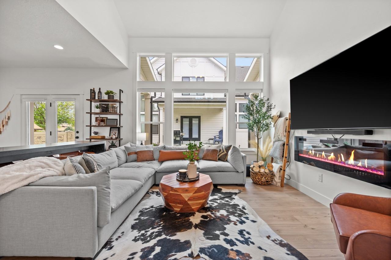 6799 South 700 East #5 - Photo 4 of 35