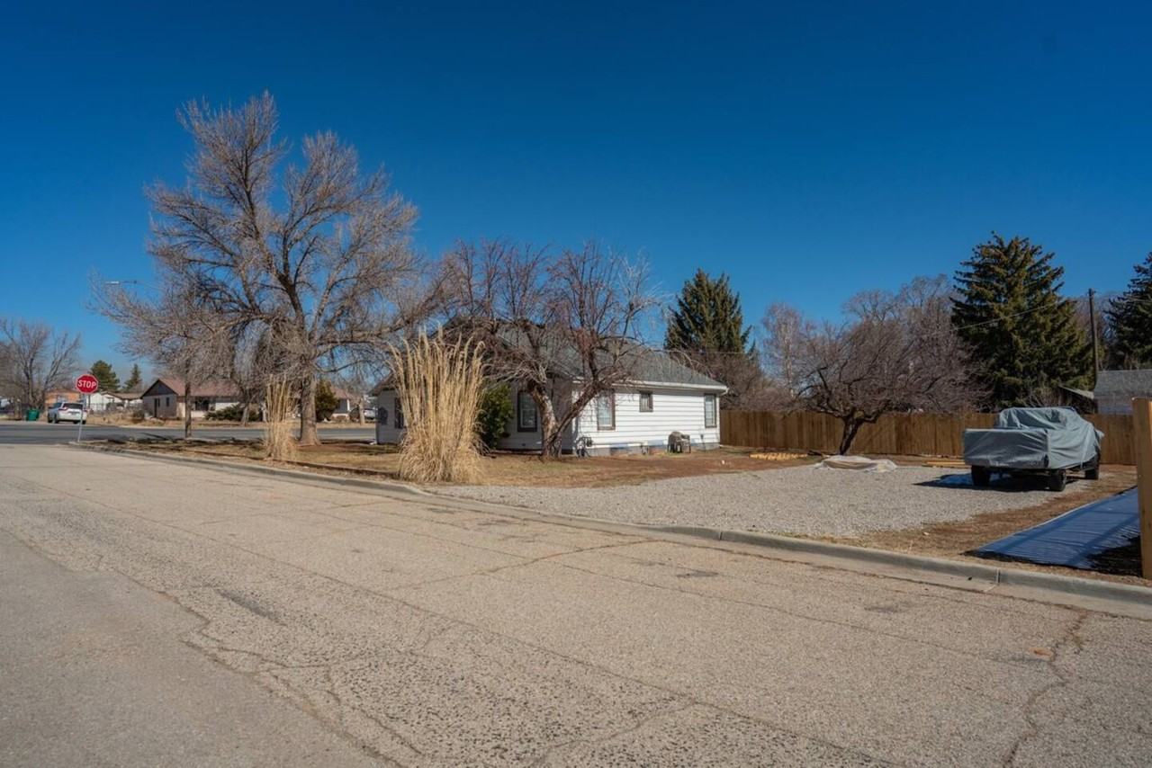 497 W Center St #NA - Photo 3 of 50