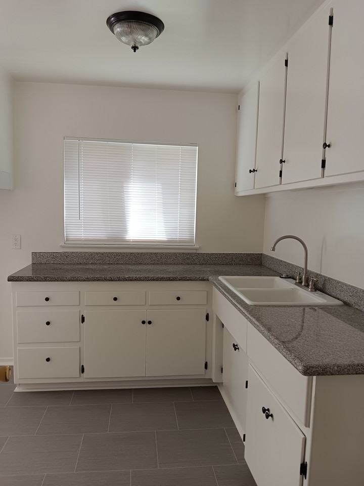1624 E Palm Ave #0 - Photo 3 of 8