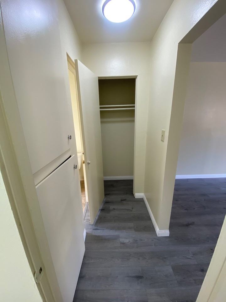 1160 E Alosta Ave #23 - Photo 6 of 26