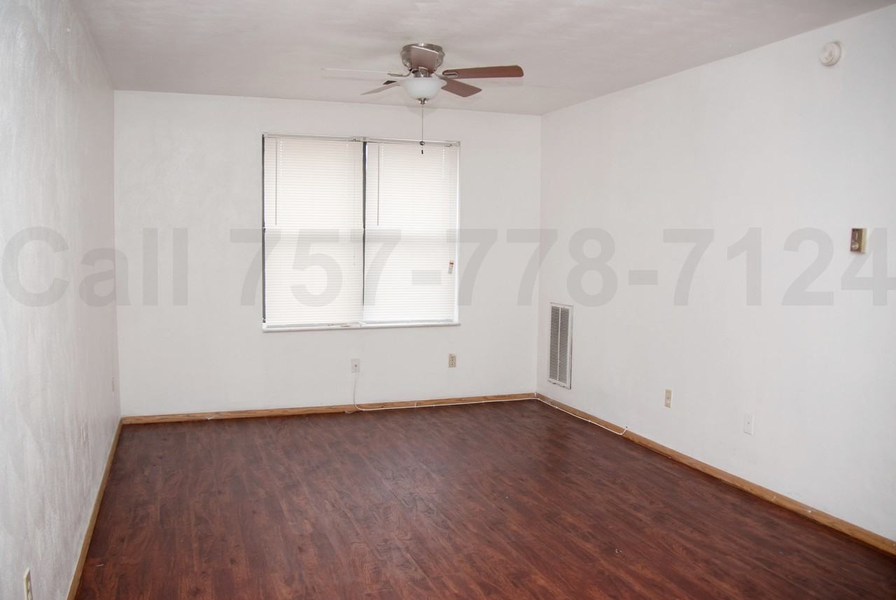 6340 Sewells Point Rd - Photo 2 of 11