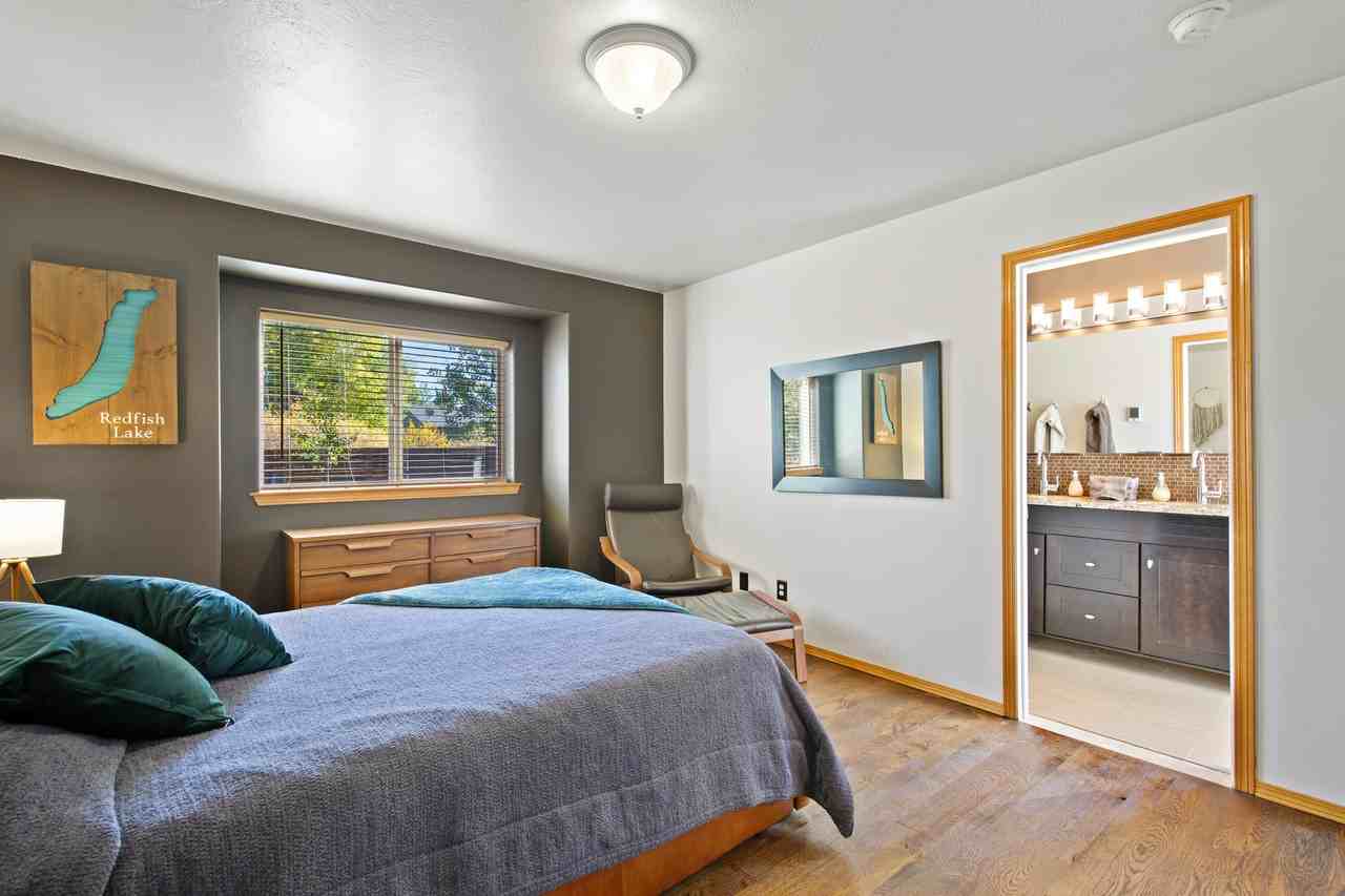 234 Lillian Way #NA - Photo 3 of 20