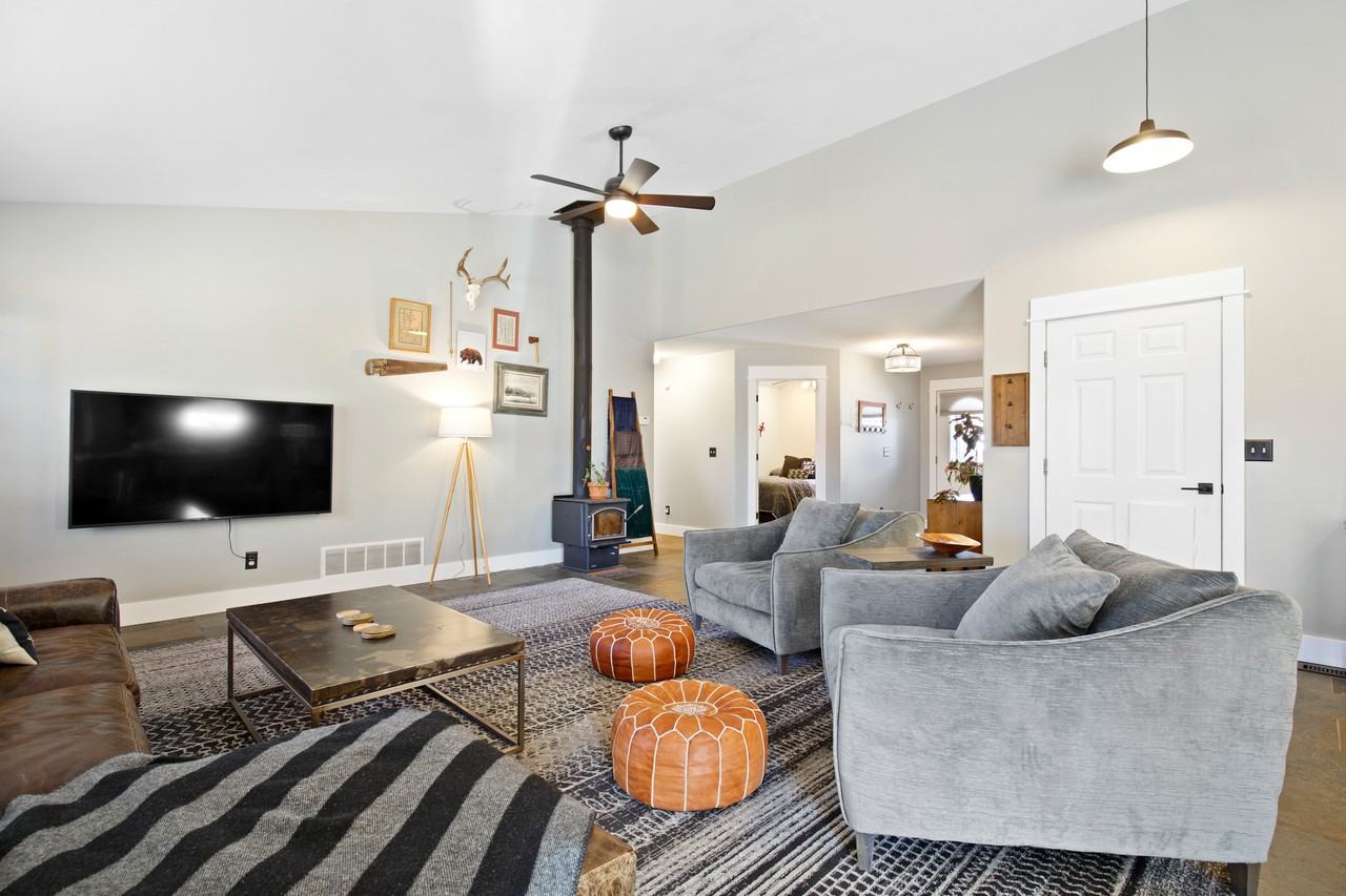 234 Lillian Way #NA - Photo 7 of 20