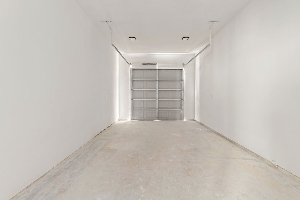 1827 Montana St #101 - Photo 7 of 27