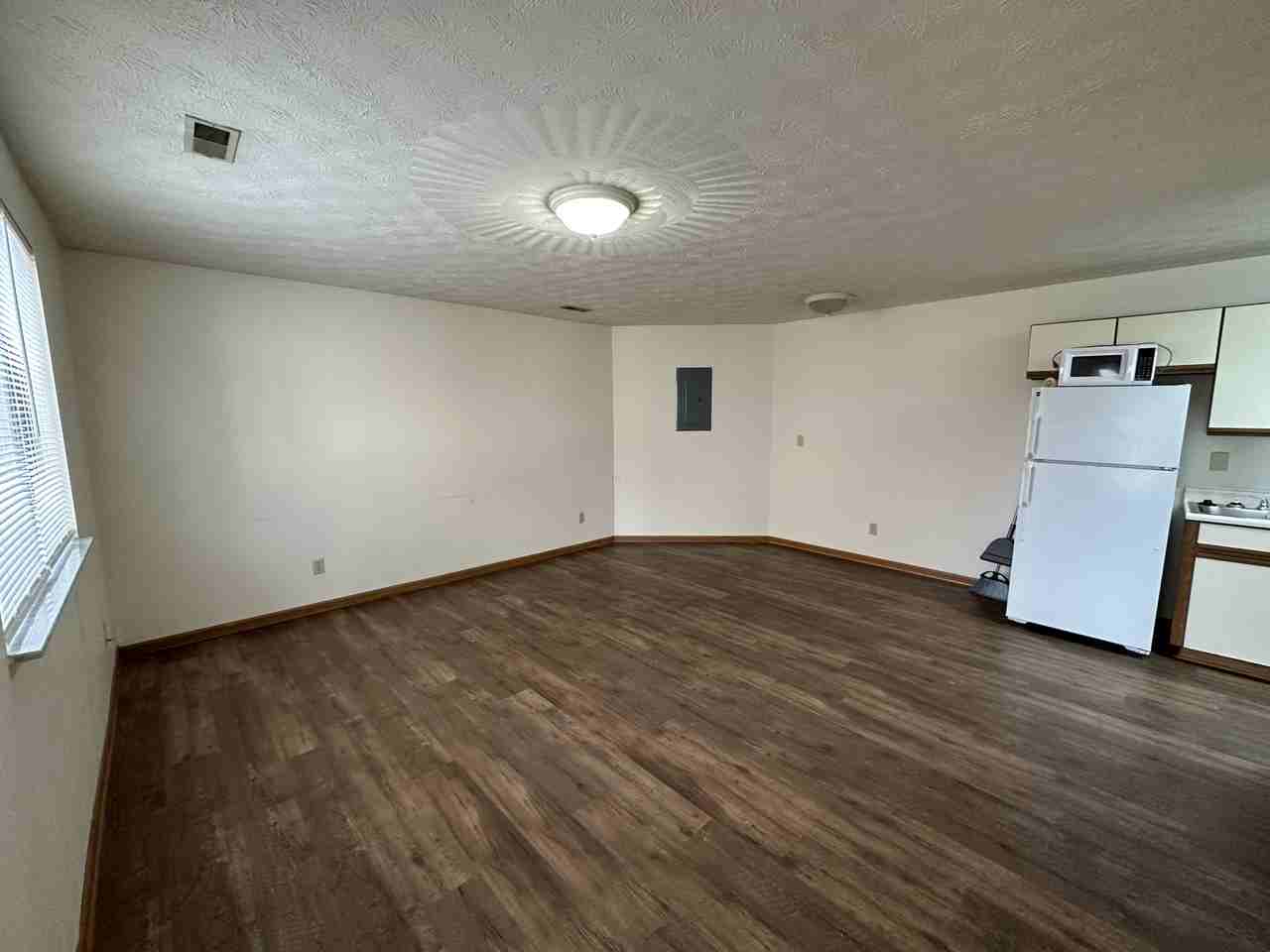 1133 Huntington Ave #2 - Photo 2 of 7