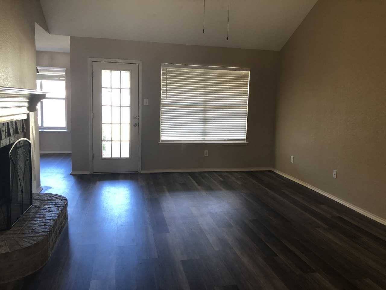 828 Vicksburg Ln #NA - Photo 5 of 29