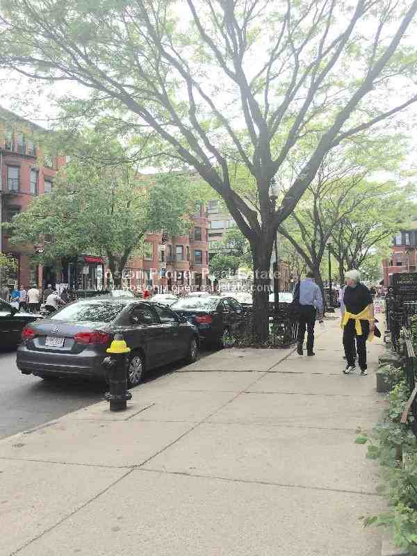 289 Newbury St #1H - Photo 2 of 8