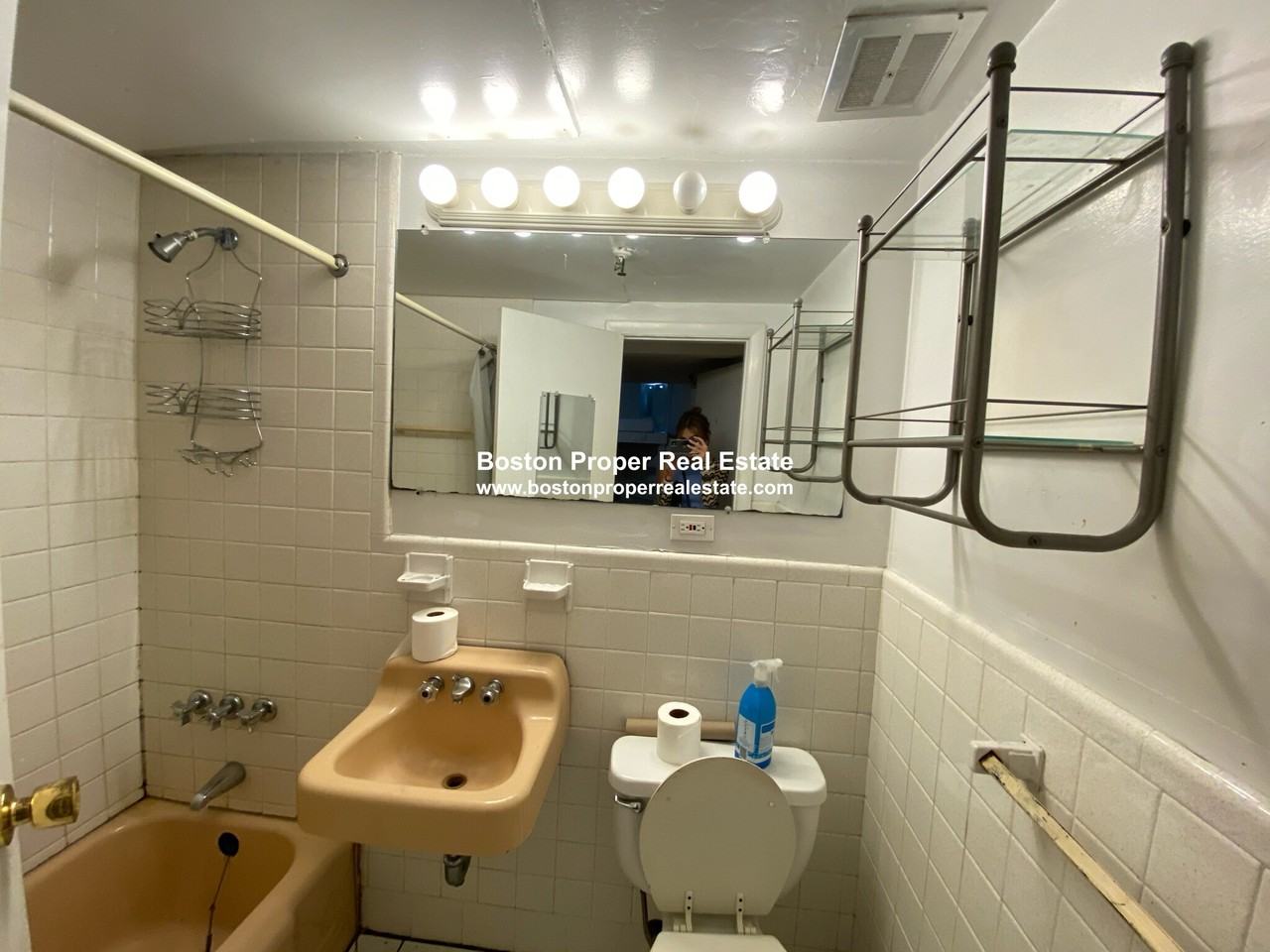 289 Newbury St #1H - Photo 5 of 8