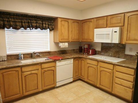 2340 Camero Ct #NA - Photo 4 of 21