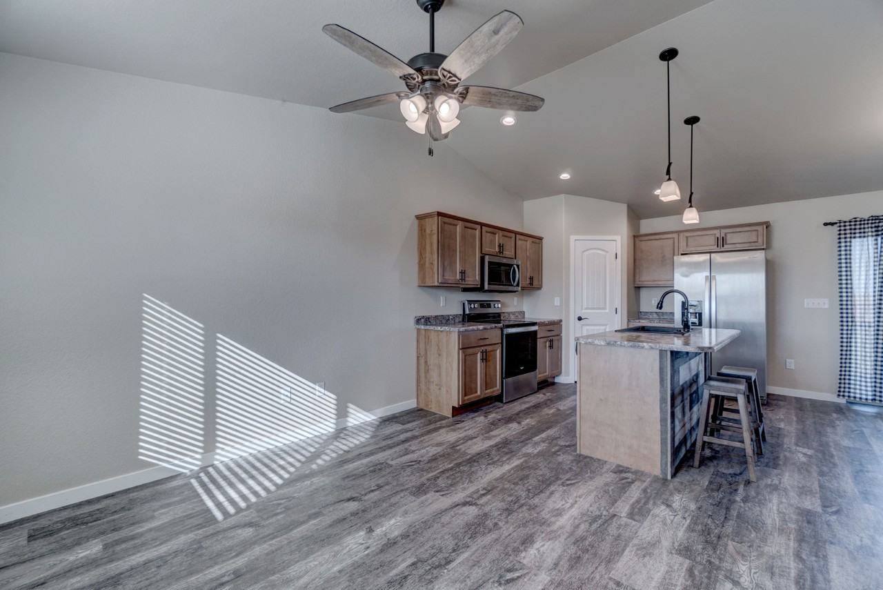 6558 Abelia St #NA - Photo 3 of 15