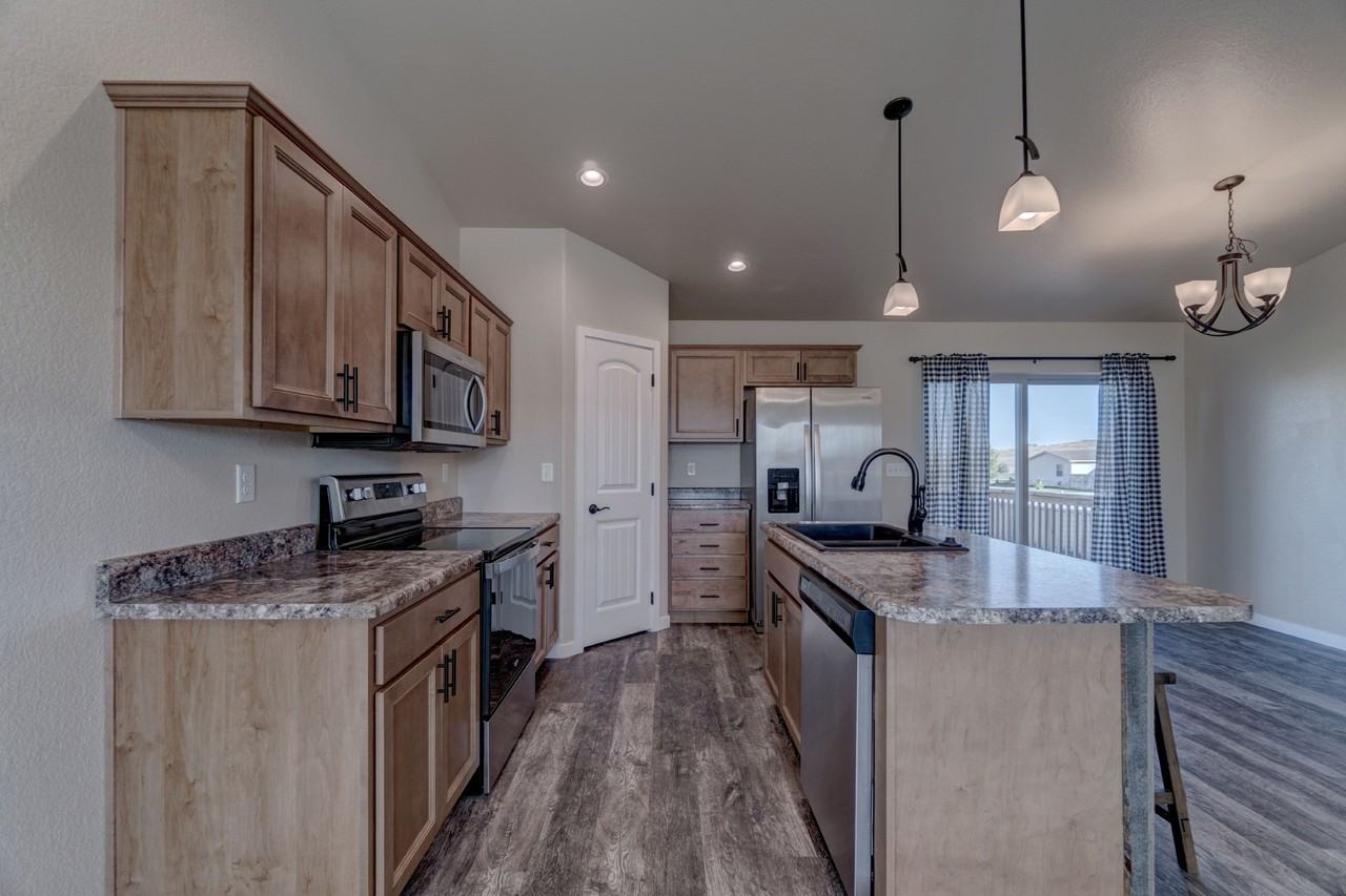 6558 Abelia St #NA - Photo 4 of 15