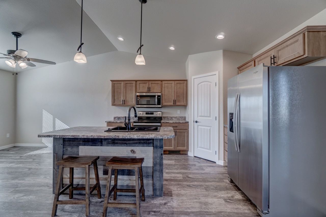 6558 Abelia St #NA - Photo 5 of 15