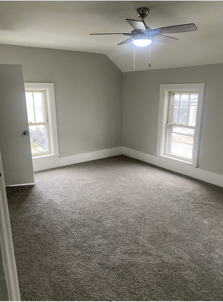 208 8th St #NA - Photo 6 of 13