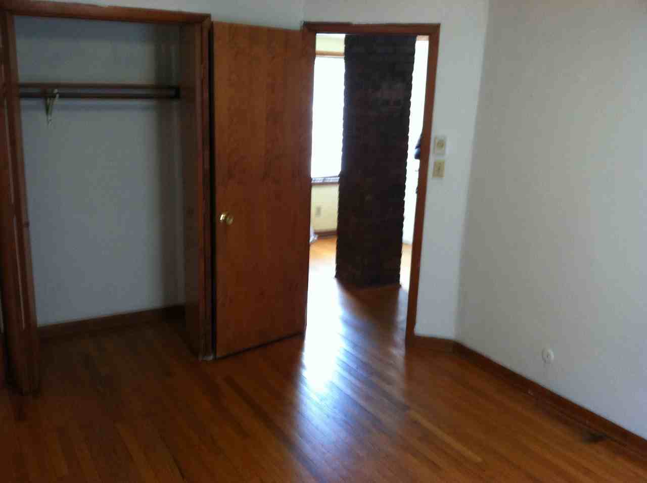 805 W Ashland Ave #AB - Photo 3 of 6