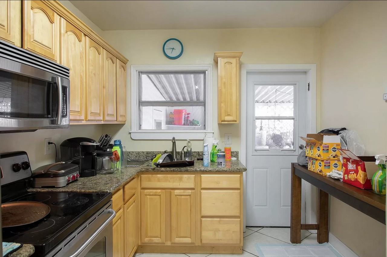 1513 Josephine St #NA - Photo 3 of 13