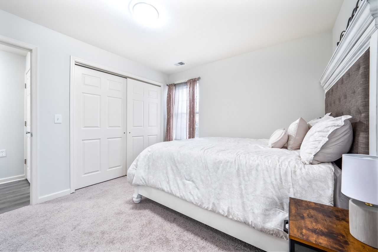 8 Reservoir Ave #1 - Photo 4 of 14