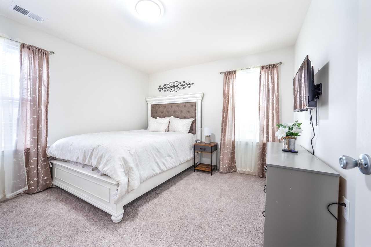 8 Reservoir Ave #1 - Photo 5 of 14