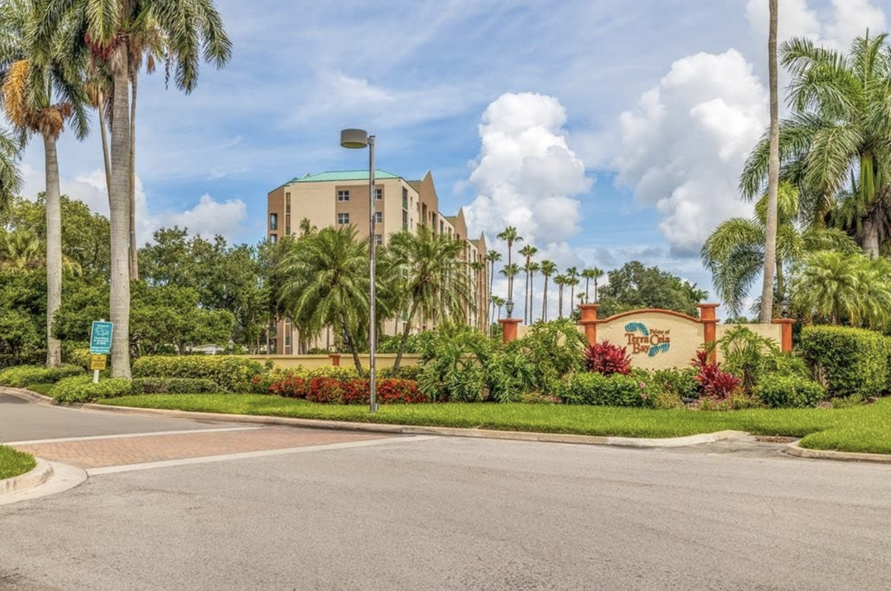 2320 Terra Ceia Bay Blvd #211