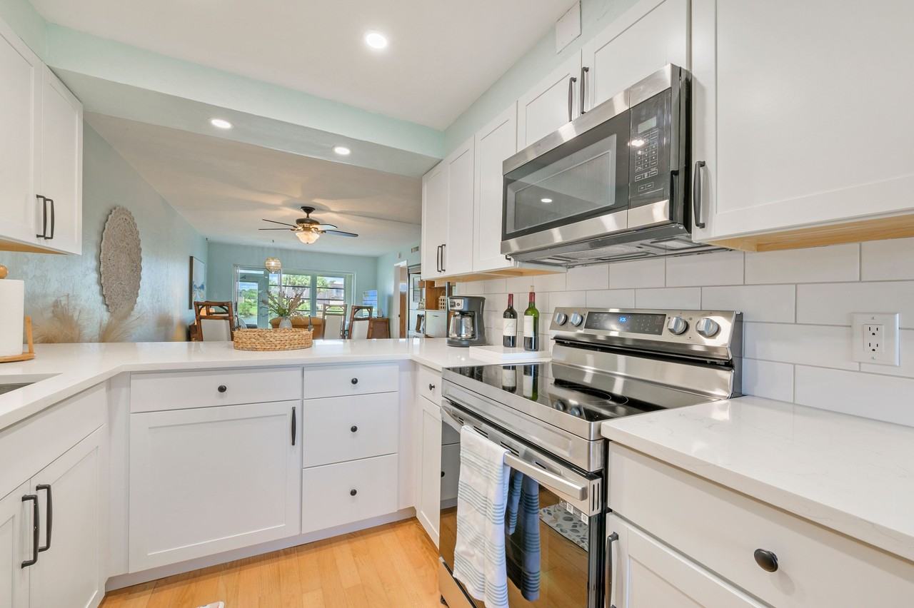 366 Charlemagne Blvd #C103 - Photo 7 of 16