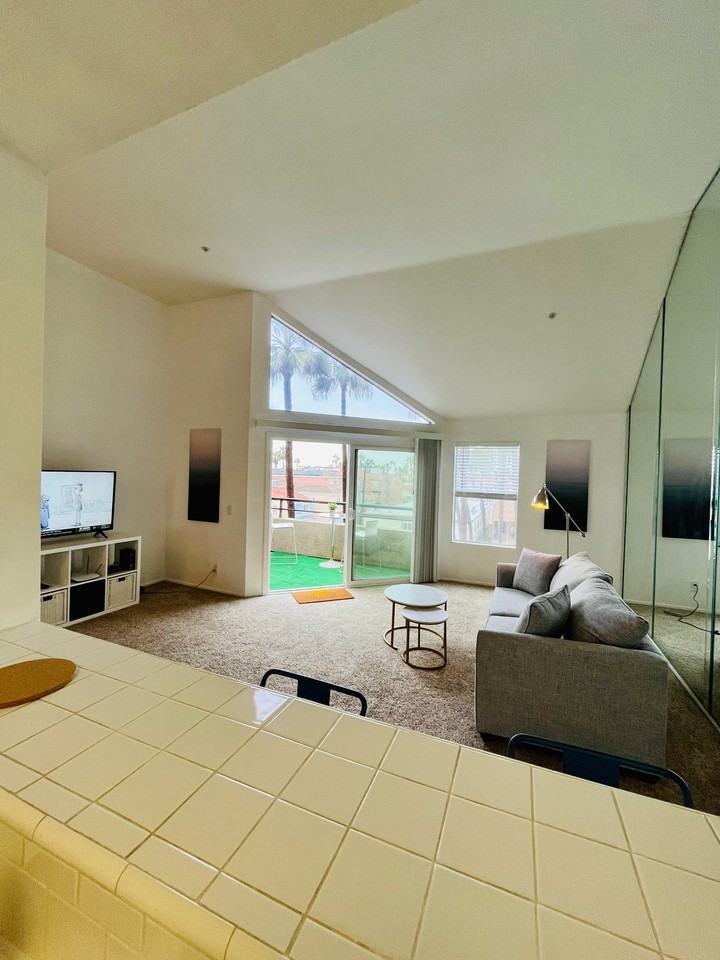 1200 Pacific Coast Hwy #4XX - Photo 4 of 34