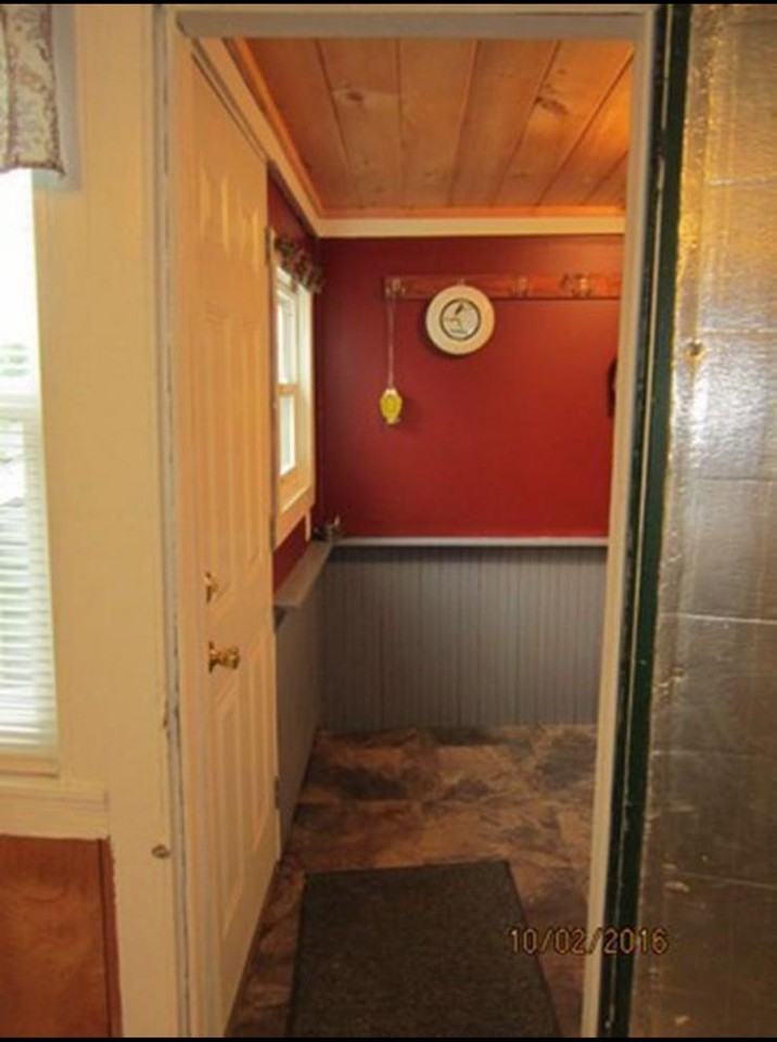 22 Pleasant St #2 - Photo 3 of 17