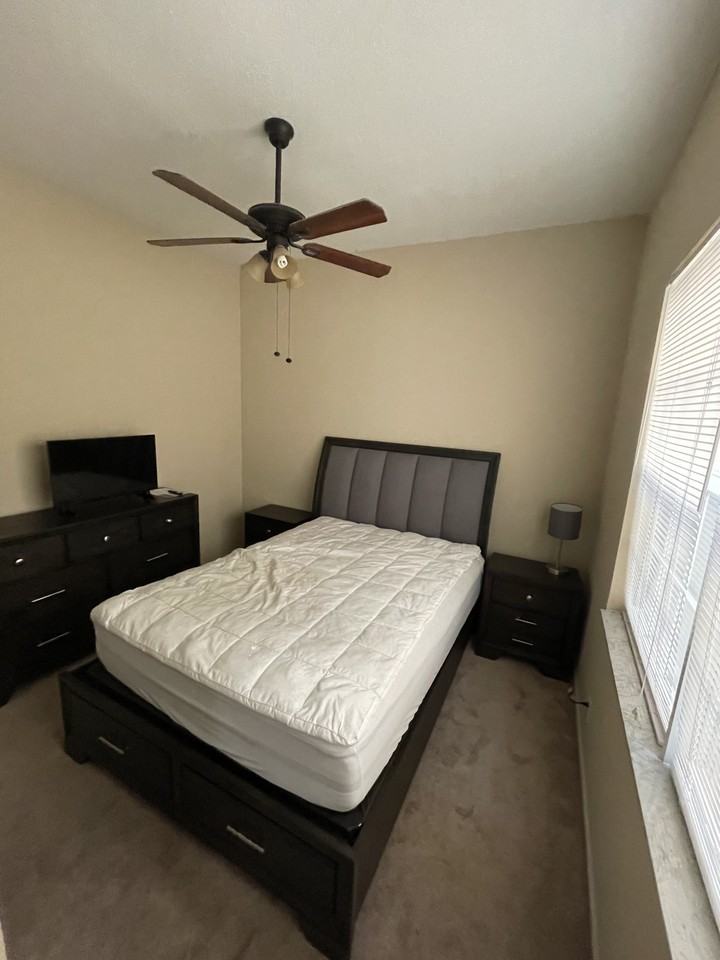 2505 Nw 4th Ct #1stFL - Photo 3 of 9