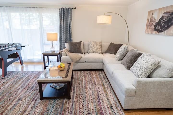 1406 W Roberta Ave #NA - Photo 3 of 50