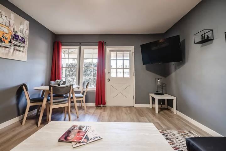 5147 Riverton Ave #NA - Photo 4 of 20