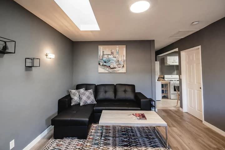 5147 Riverton Ave #NA - Photo 5 of 20