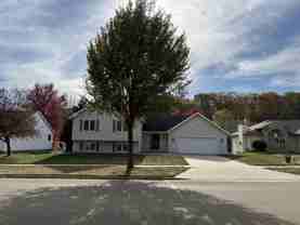 1804 Fox Valley Dr Sw #NA - Photo 1 of 1