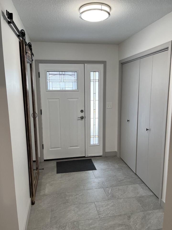 1804 Fox Valley Dr Sw #NA - Photo 2 of 19