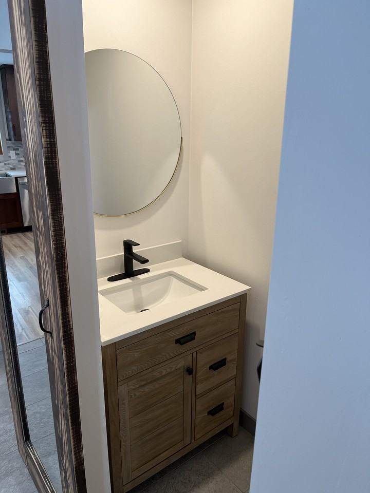 1804 Fox Valley Dr Sw #NA - Photo 3 of 19