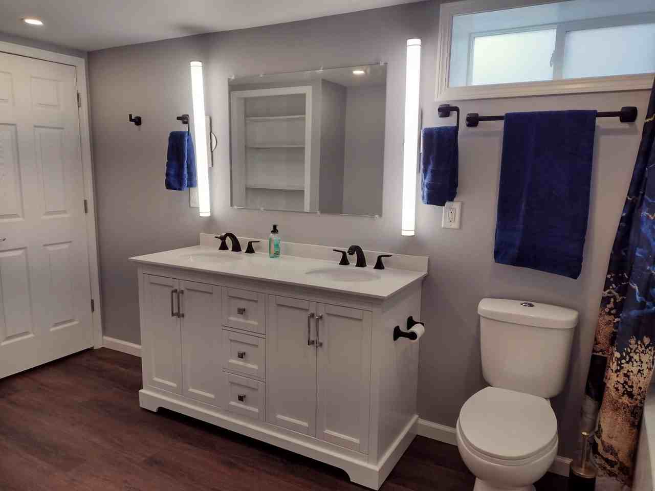 1111 Clifton St Ne #NA - Photo 2 of 11