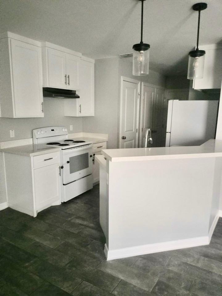 2219 Northridge Ave #3 - Photo 2 of 21