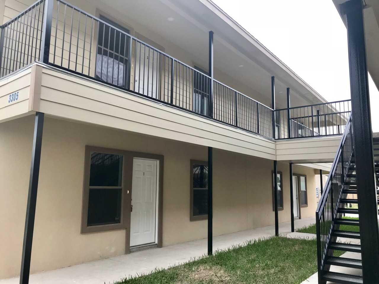 3307 Magdalena St #1 - Photo 5 of 21