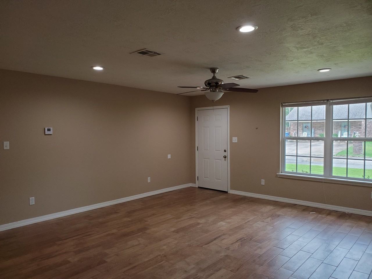 508 Mcfarland St #NA - Photo 3 of 13