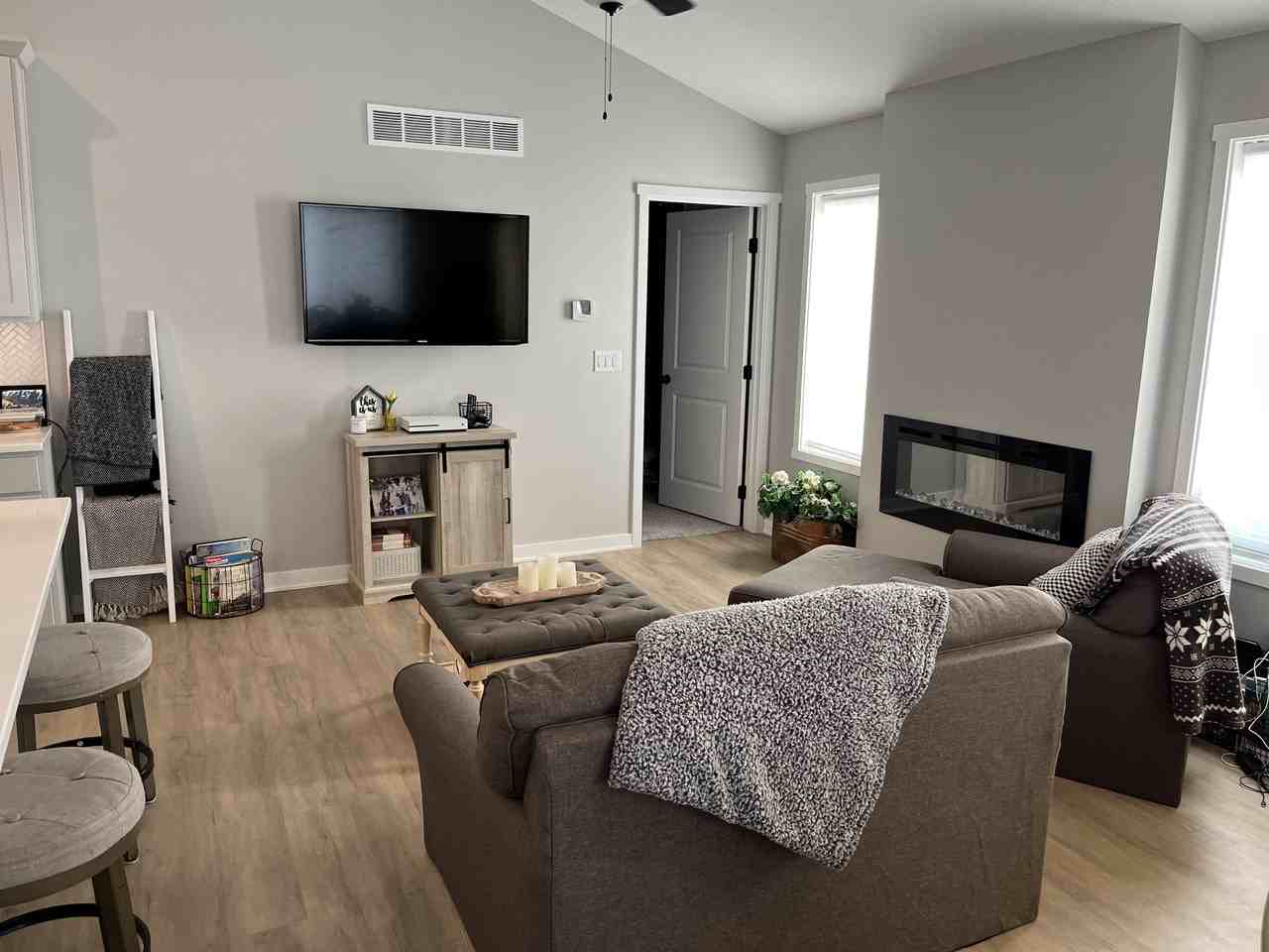 1108 Westview Dr #NA - Photo 3 of 8