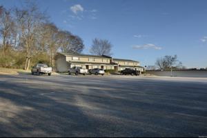 featured image of 240 Indian Springs Rd #C