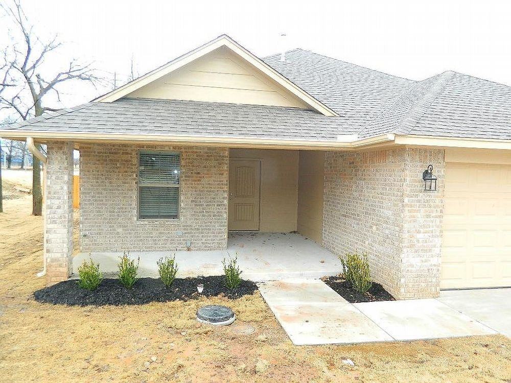 1025 Creekside Dr #NA - Photo 2 of 18