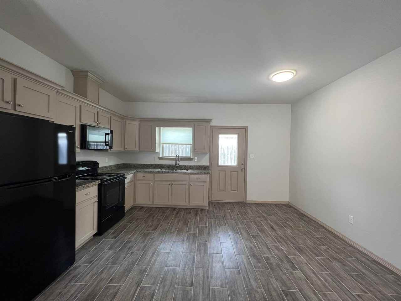 2004 North Bahamas Drive #2B2B - Photo 4 of 17