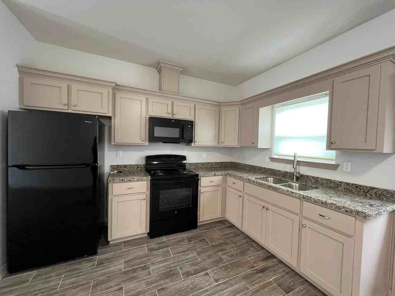 2004 North Bahamas Drive #2B2B - Photo 7 of 17