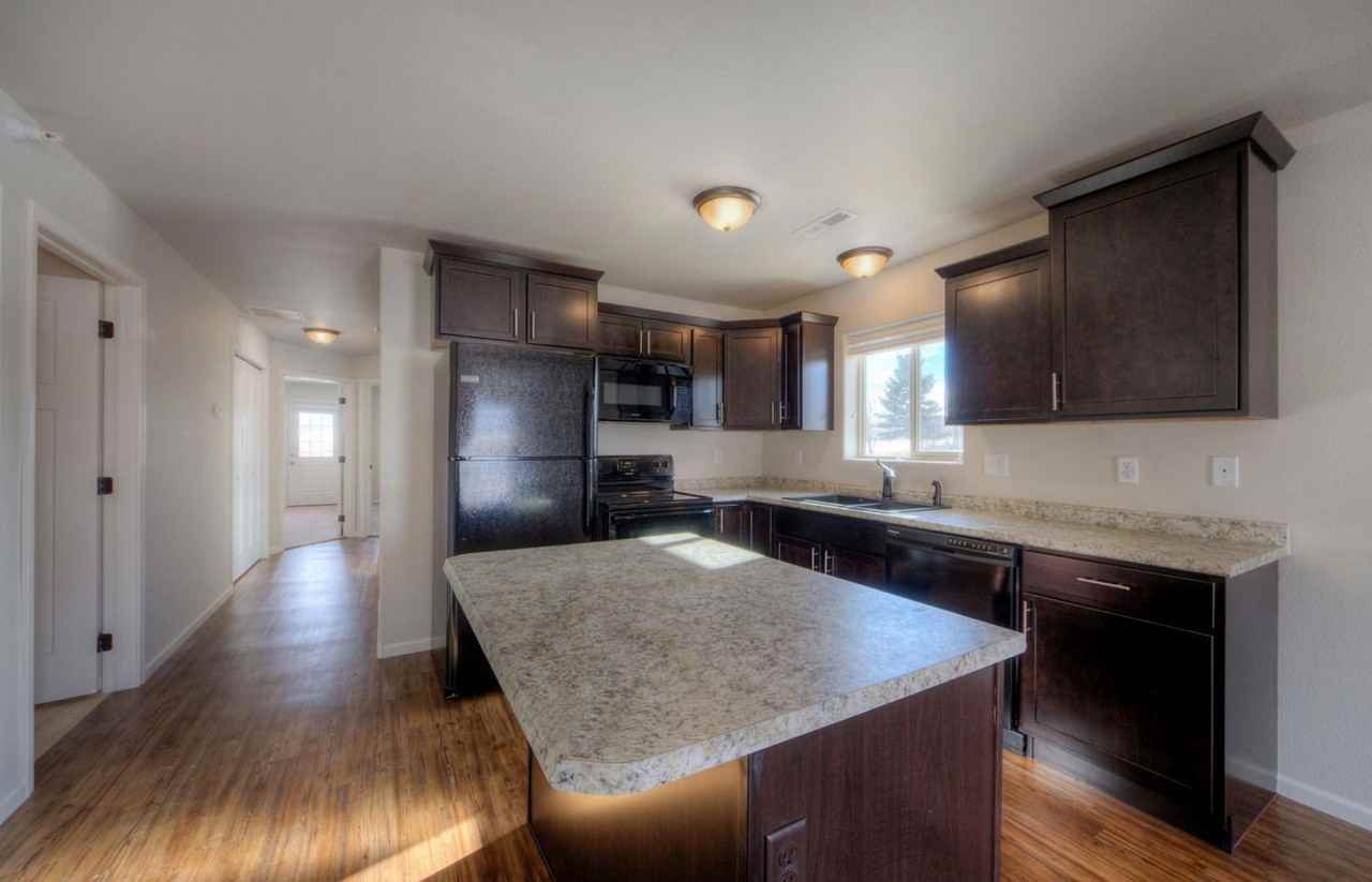 1260 E Minnesota St #201 - Photo 2 of 8