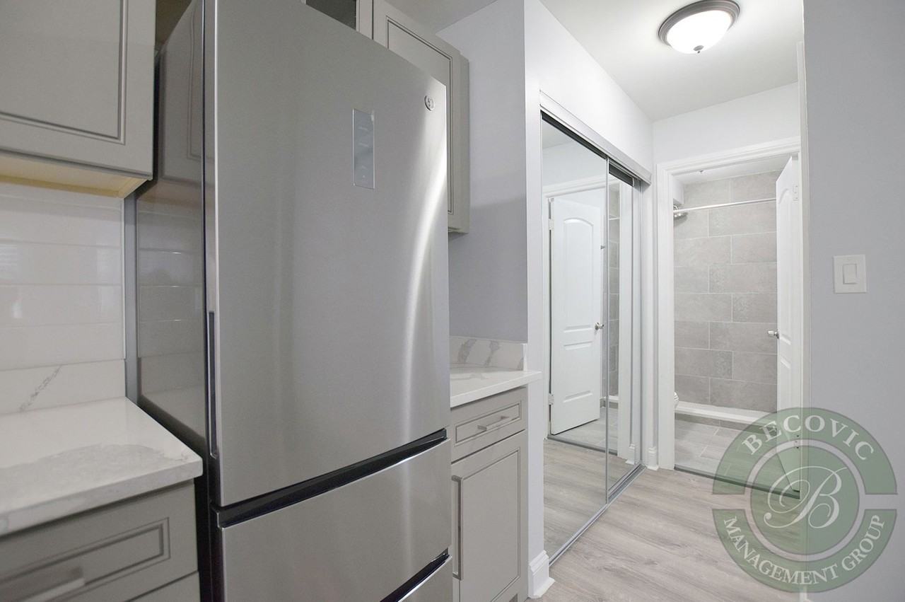 7710 N Sheridan Rd #103 - Photo 5 of 14