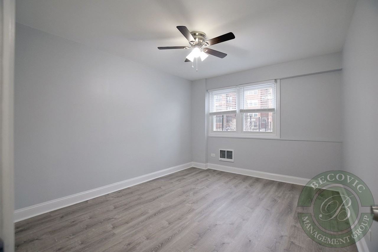 7710 N Sheridan Rd #103 - Photo 7 of 14