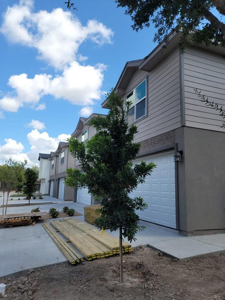 1704 Nassau St #3B2-5B - Photo 3 of 13