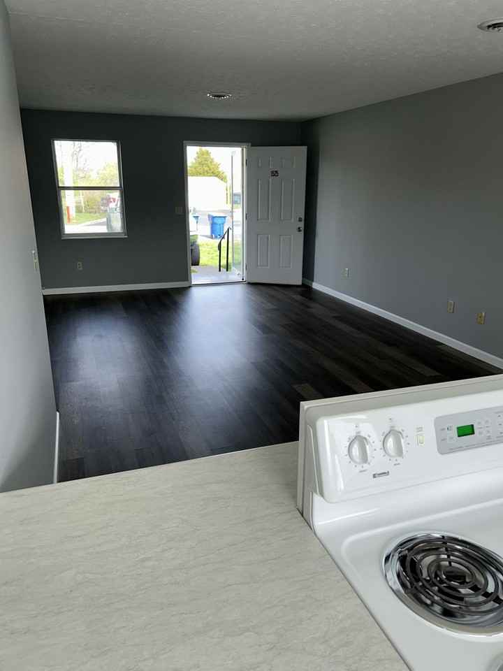 1525 Meadow Spring Dr #NA - Photo 4 of 17