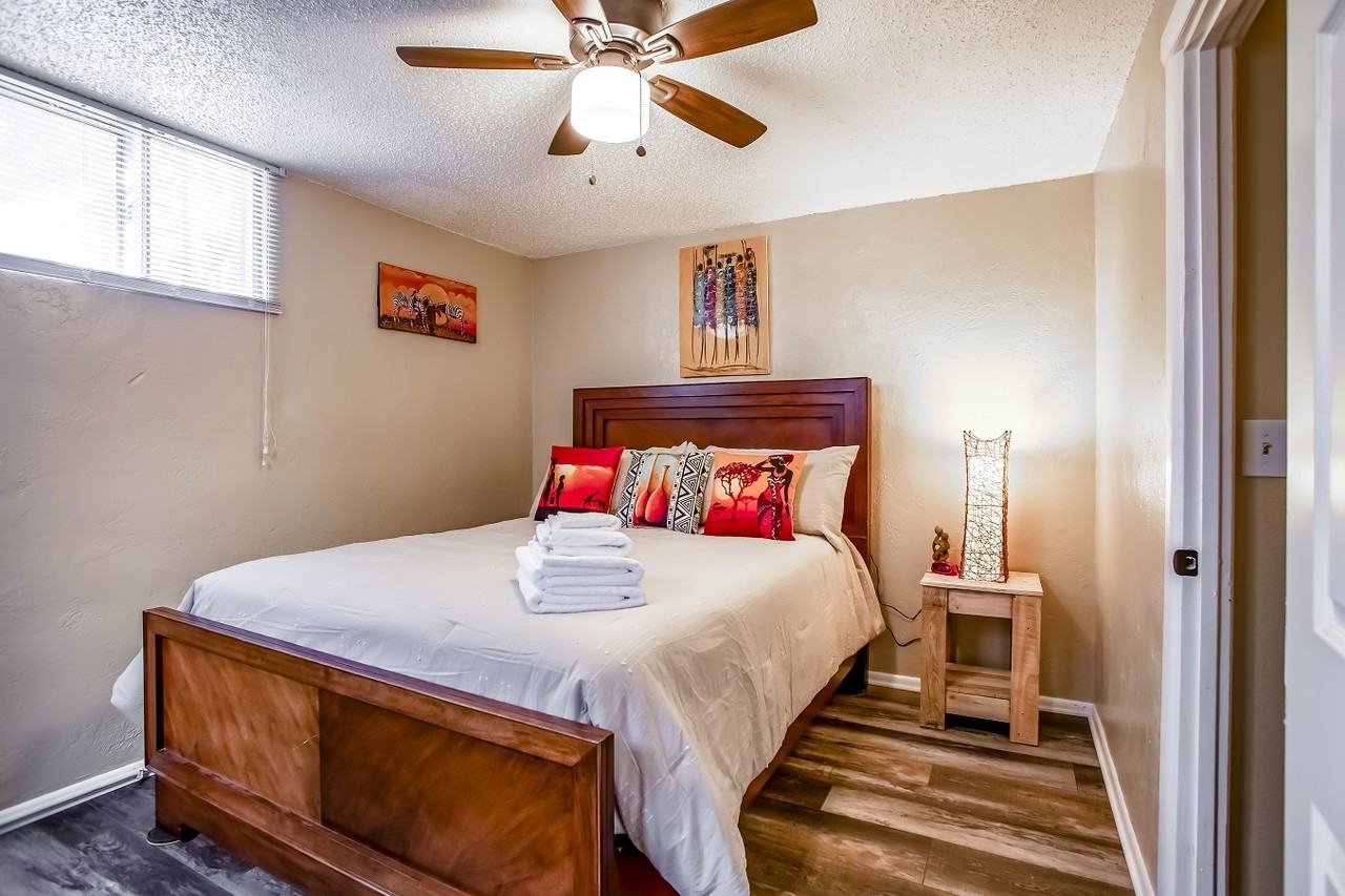 Yosemite St #17B - Photo 3 of 12