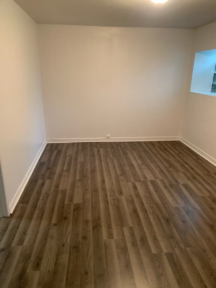 1523 E 68th St #1B - Photo 2 of 16