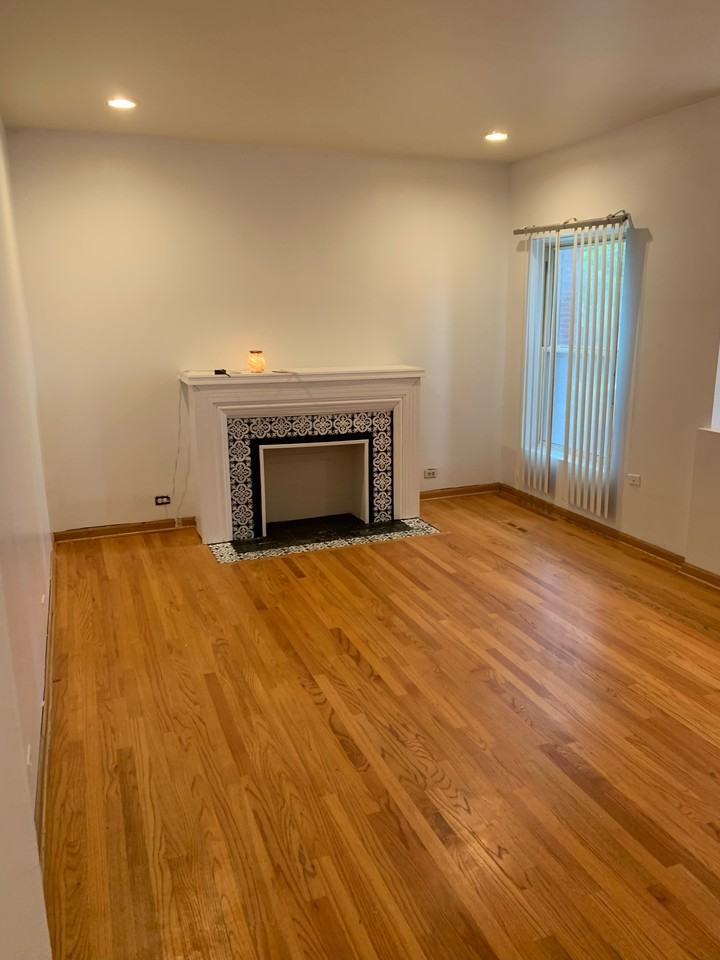 1523 E 68th St #1B - Photo 5 of 16