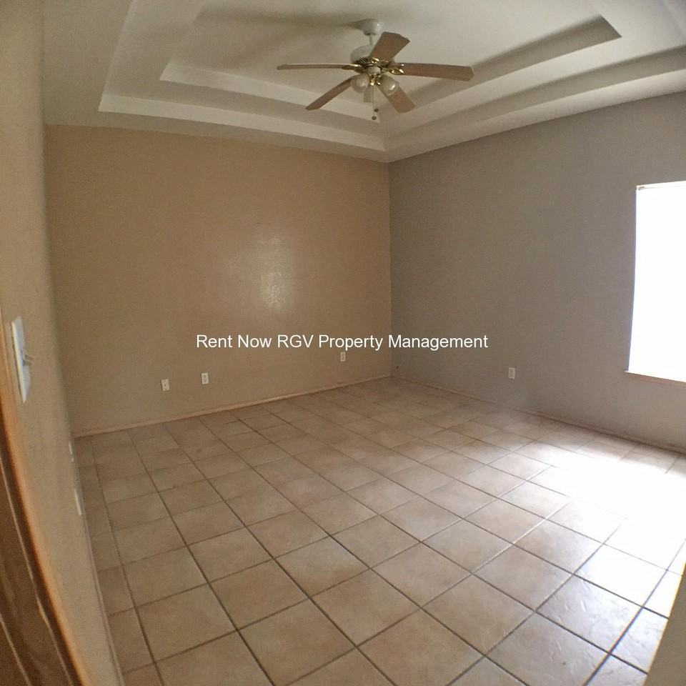 3802 Clavel St #7 - Photo 7 of 14